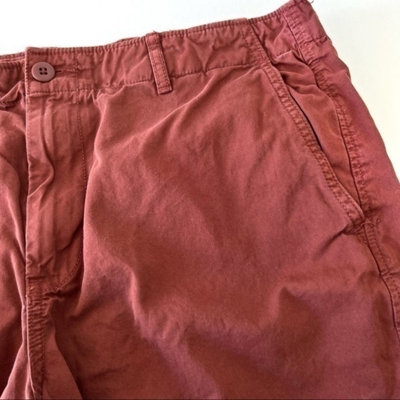 Uniqlo rust brown chino flat front 9” inseam shorts Sz M (W30-33) - Picture 4 of 7